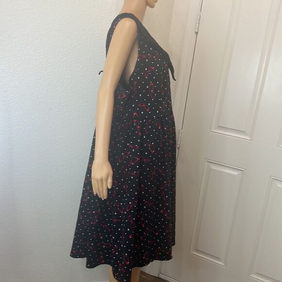 Torrid Retro Chic Dress V Neck Sleeveless Sz 24 Black Red Sunglasses Midi Zipper - Picture 5 of 11